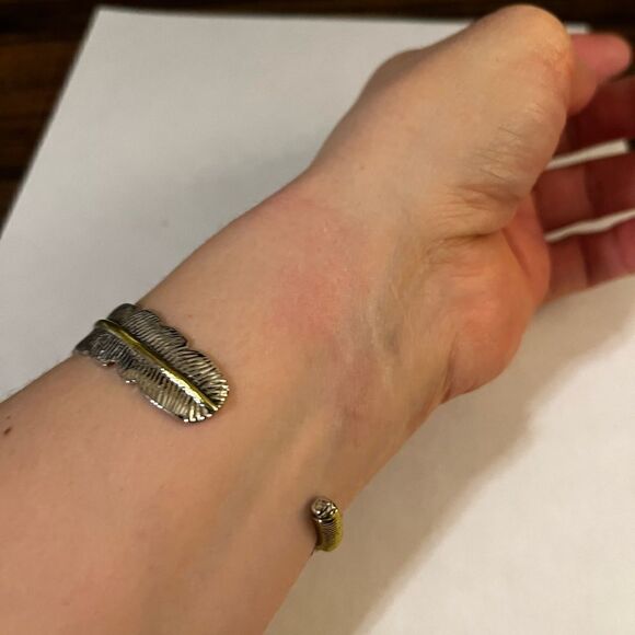 Adjustable Opening Bracelet Silver Plated Bracelet Feather Bracelet - Picture 8 of 16